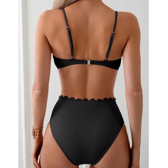 Solid Ribbed Scallop Detail High Waisted Bikini Swimsuit - Picture 3 of 8